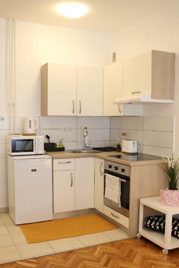 Start Apartman *